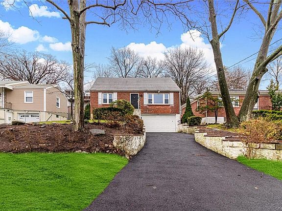 3rd image of 114 Minerva Dr