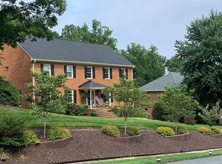 12902 Rockridge Rd, Chester, VA 23831