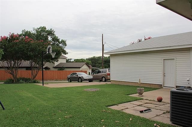 2nd image of 3617 Pomeroy Dr