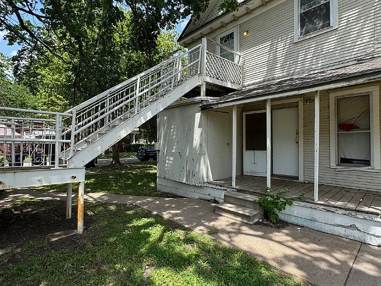 1001 S Topeka Ave #1 — Photo 6
