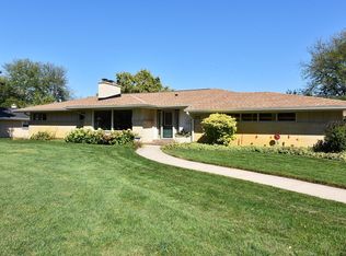 2544 S Seymour Pl, West Allis, WI 53227
