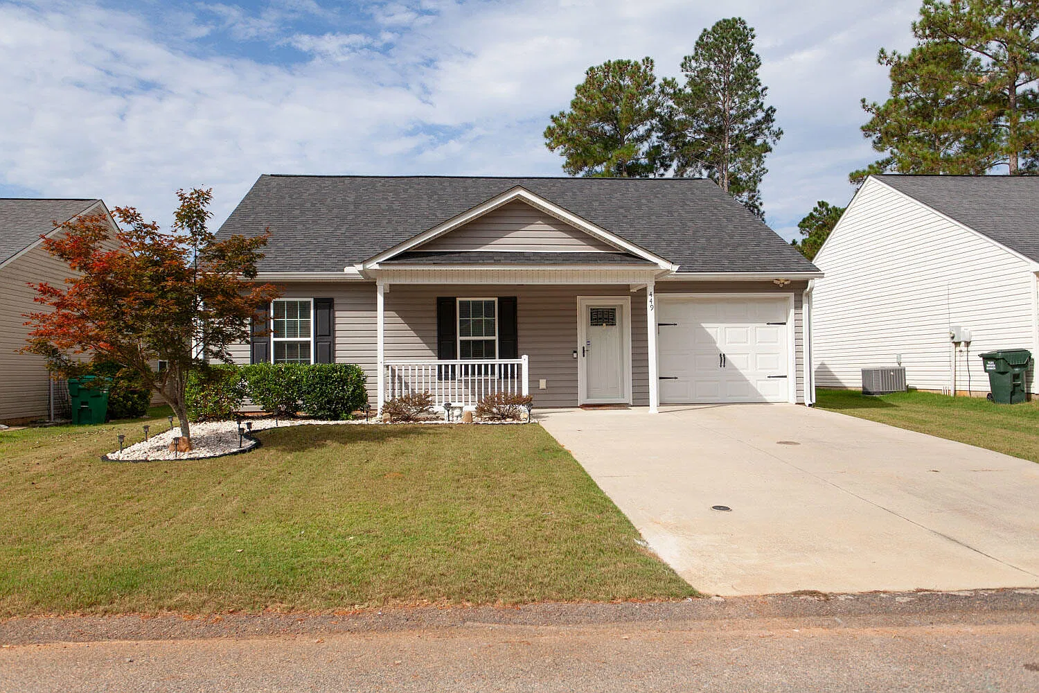 3 bed, 2.0 bath, 1500 sqft, $1,995 — Photo 1