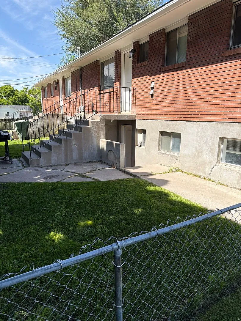625 Poole Pocatello - BColemere - 4Plex — Photo 2