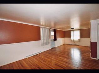 3925 W Kiley Ave, Milwaukee, WI 53209