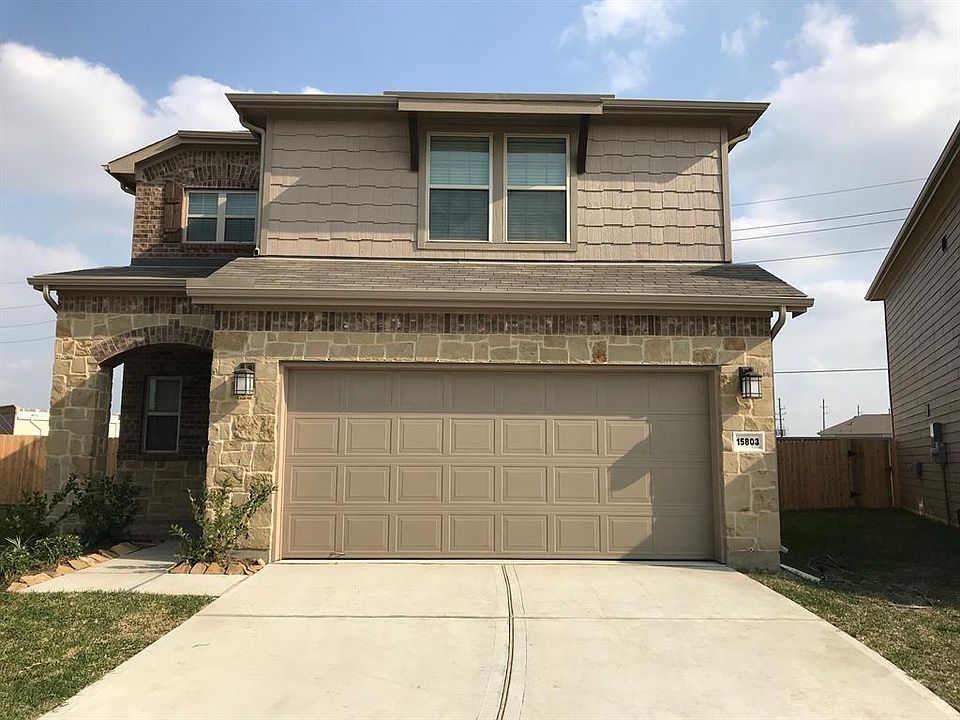 1st image of 15803 Smithland Dr
