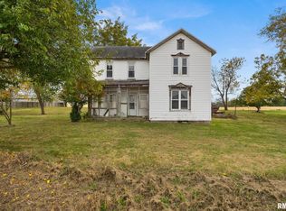 25409 Schuck Rd, Washington, IL 61571