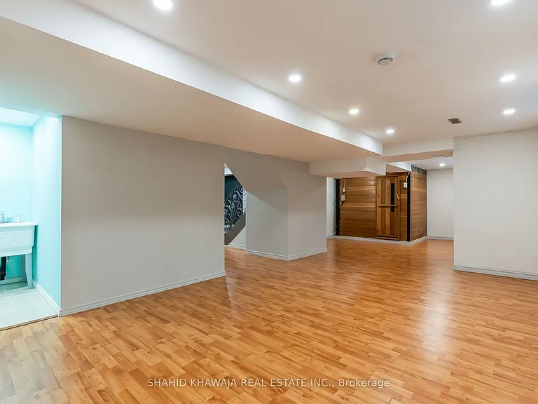 1590 Yew St — Photo 36