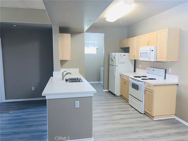 24909 Madison Ave — Photo 6