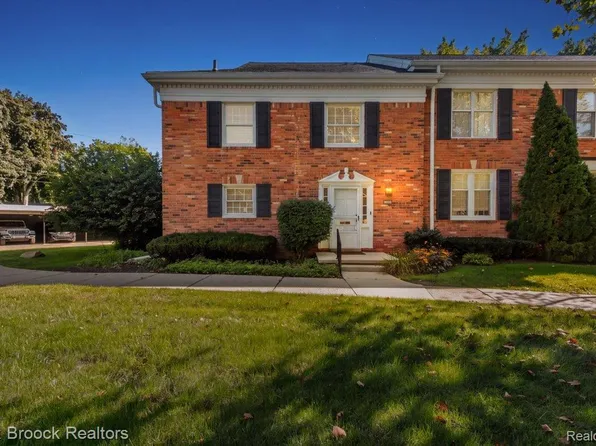1460 Trailwood Path, Bloomfield Township, MI 48301