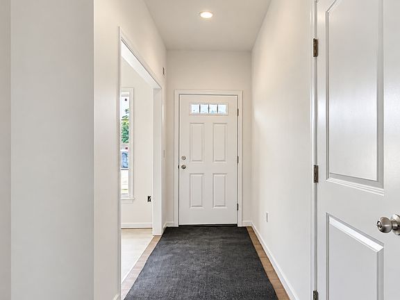 2nd image of 124 Foundry Ln
