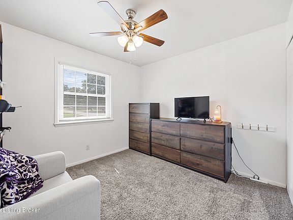 5th image of 6612 Stana Dr
