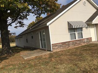 929 Stills Rd APT 1, Prairie Grove, AR 72753