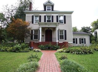 16 Signal Hill Blvd, Belleville, IL