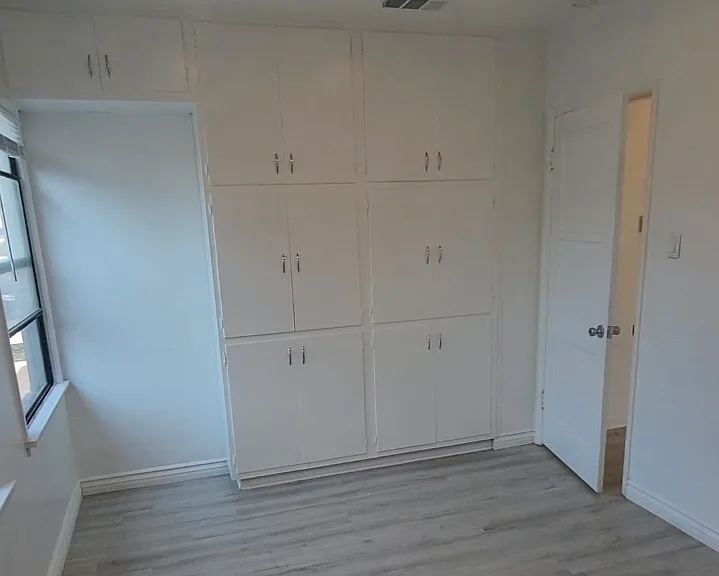 2311 Belmont Ave — Photo 10
