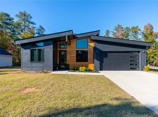 5305 Greenway Dr, Villa Rica, GA 30180
