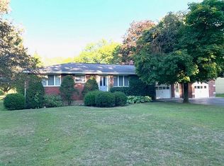 6825 Walmore Rd, Niagara Falls, NY 14304