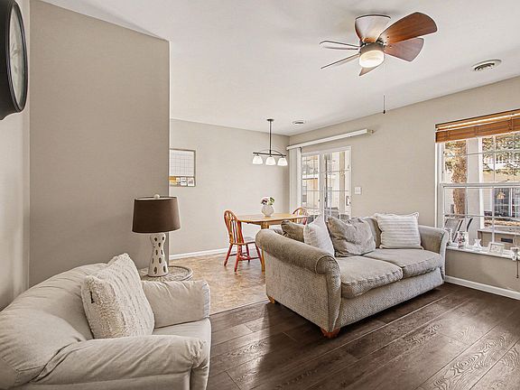 4th image of 665 Forest Glen Dr