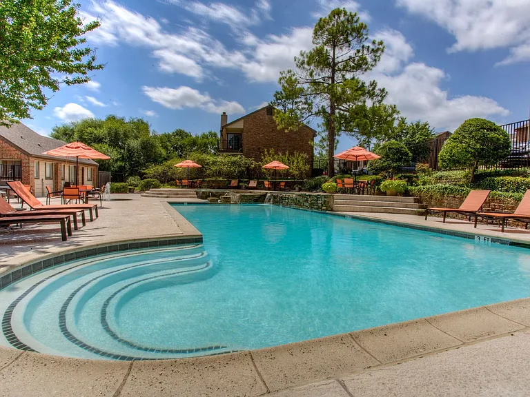 The Pines of Palos Verdes Apartments — Photo 9