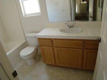 4th image of 2203 N Riverton Dr