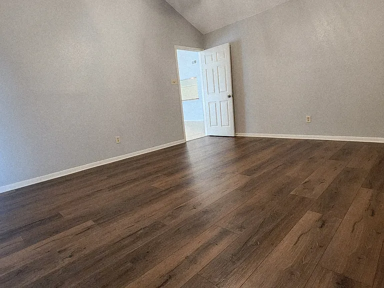 11411 Pagoda Dr — Photo 17