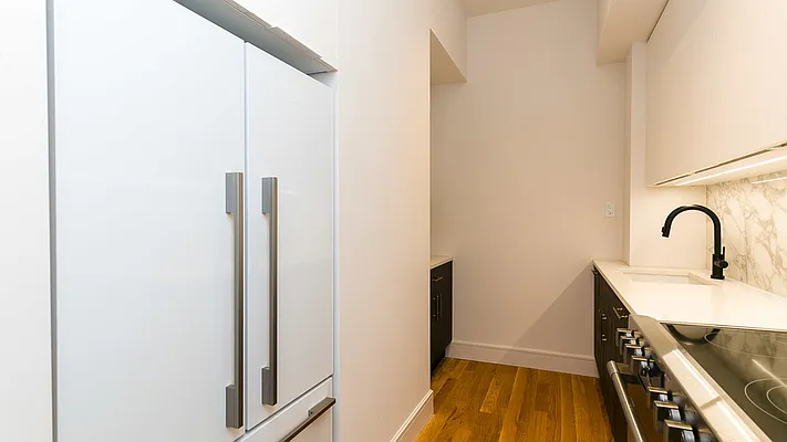 Rented by Nooklyn NYC LLC | media 24