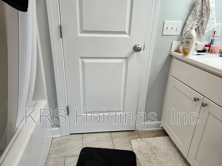 4517 Wiltshire St — Photo 32