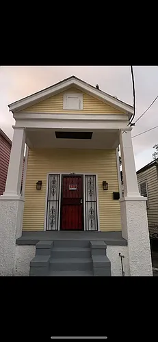 2455 N Robertson St Photo 1 2455 N Robertson St Photo 1