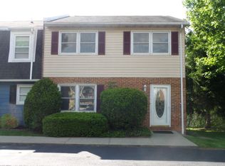 19 Edgewood Rd, Bluefield, VA 24605