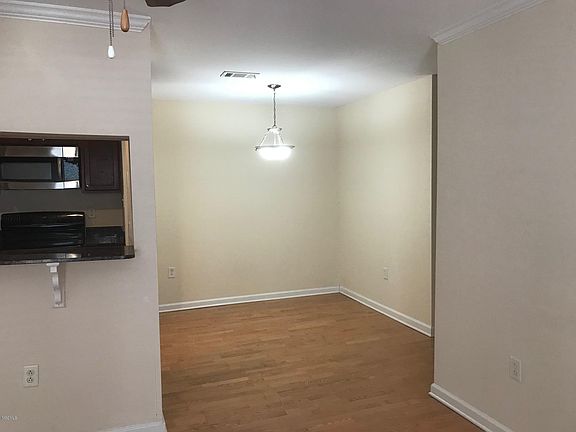 4th image of 2421 Beach View Dr #G05