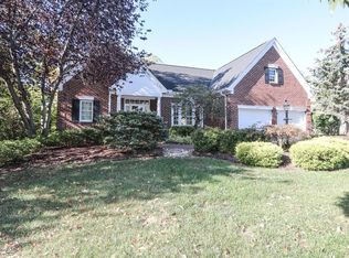 1387 Camberly Dr, Cincinnati, OH 45215