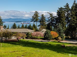 4014 Mitchell Dr, Anacortes, WA 98221