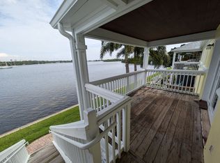 203 Pompano Dr SE APT D, Saint Petersburg, FL 33705