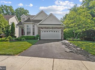 19 Kings Ct, Marcus Hook, PA 19061