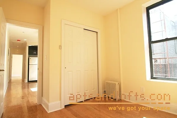 Rented by aptsandlofts.com | media 25