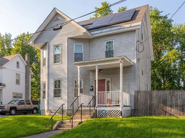 29 Eureka St, Fitchburg, MA 01420