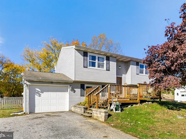 116 Crystal Dr, Wrightsville, PA 17368