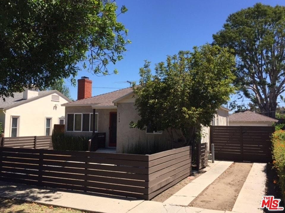 1st image of 3768 Rosewood Ave