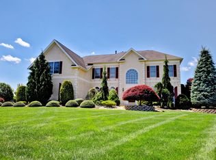 4 Bowers Dr, Freehold, NJ 07728