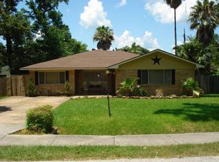 827 Fall Creek Dr, Huffman, TX 77336