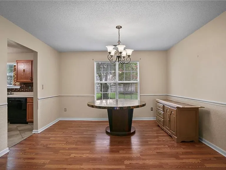 2224 Eagles Nest Cir — Photo 11