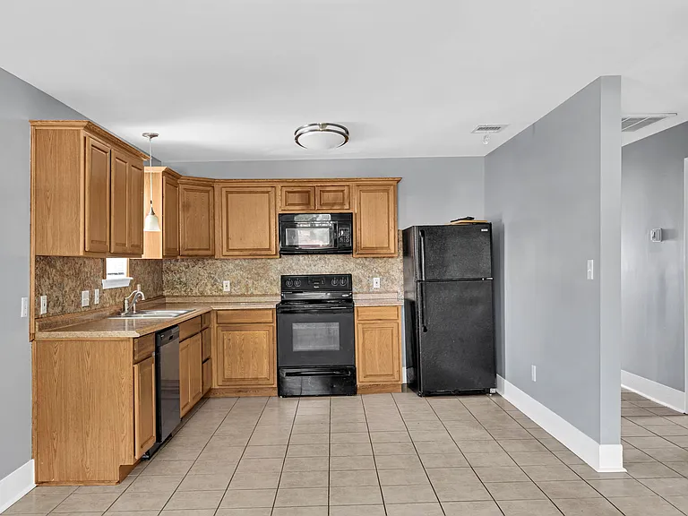 5151 Saint Anthony Ave — Photo 3
