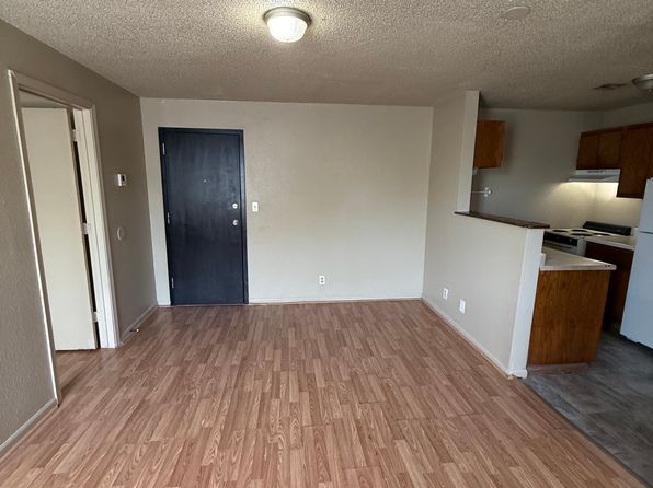 215 W Fairview St #402