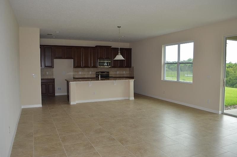 2nd image of 763 Cavan Dr