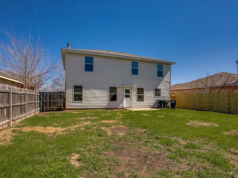 8750 Fox Meadow Way — Photo 16