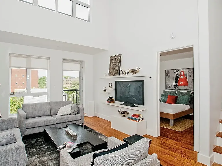 80 Meserole St #4F — Photo 2