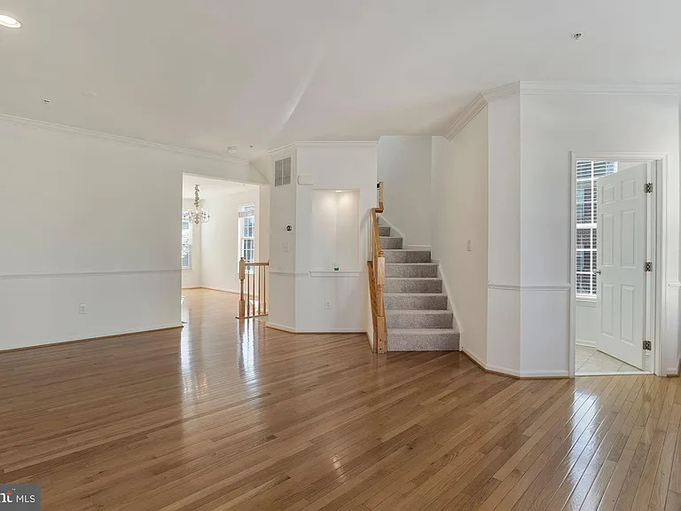 4801 Portsmouth Rd #17 — Photo 8