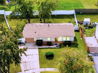 3501 School Dr, Country Club Hills, IL