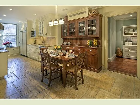 Sold by Stribling | media 7