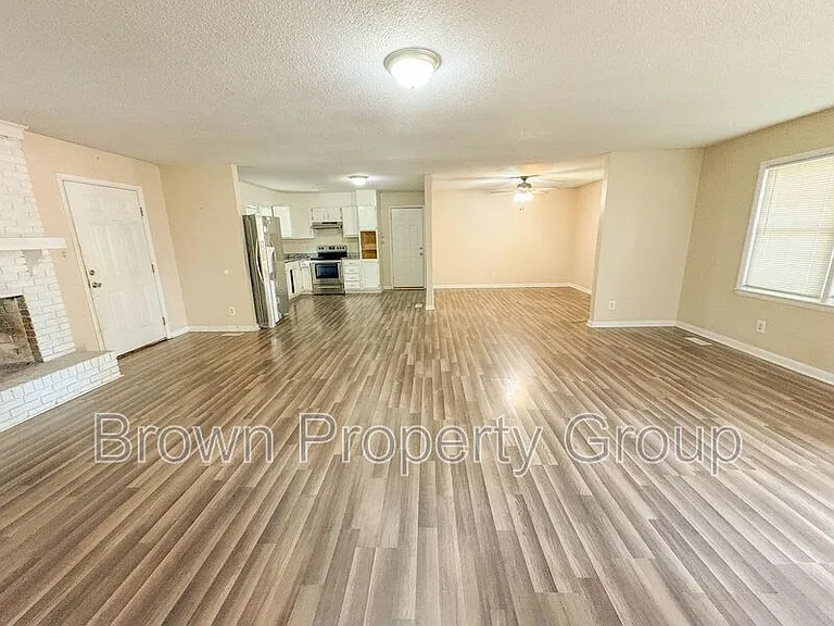 5998 Brookcliff Rd — Photo 3