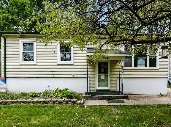 2nd image of 714 Lincoln Ave